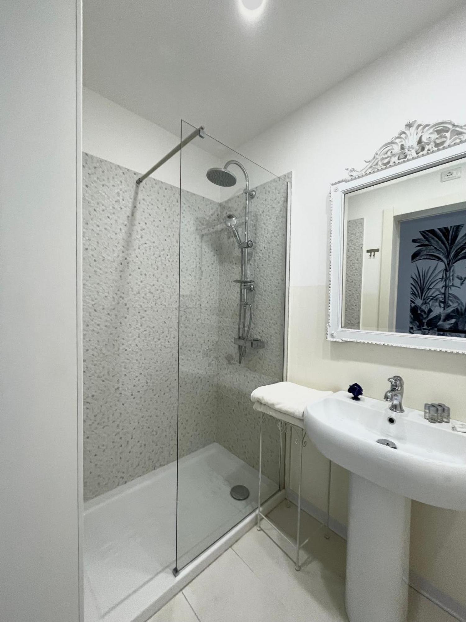 Bed and Breakfast Dai 3 Santi Лечче Экстерьер фото